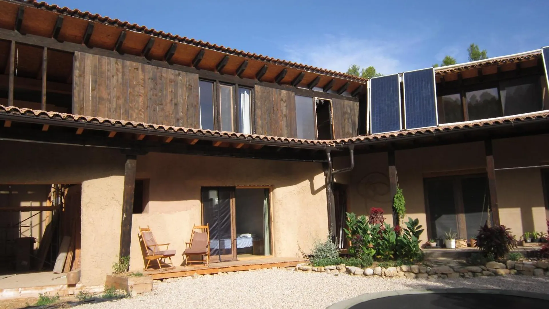 Arens de Lledo Mas La Llum, La Casa De Palla